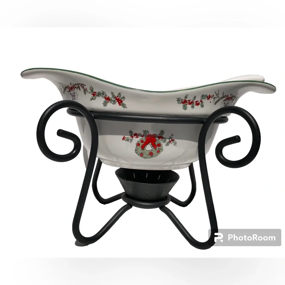 PFALZGRAFF HOLIDAY GRAVY SERVER W/LADLE & METAL STAND CHRISTMAS FINISH GLOSSY 45